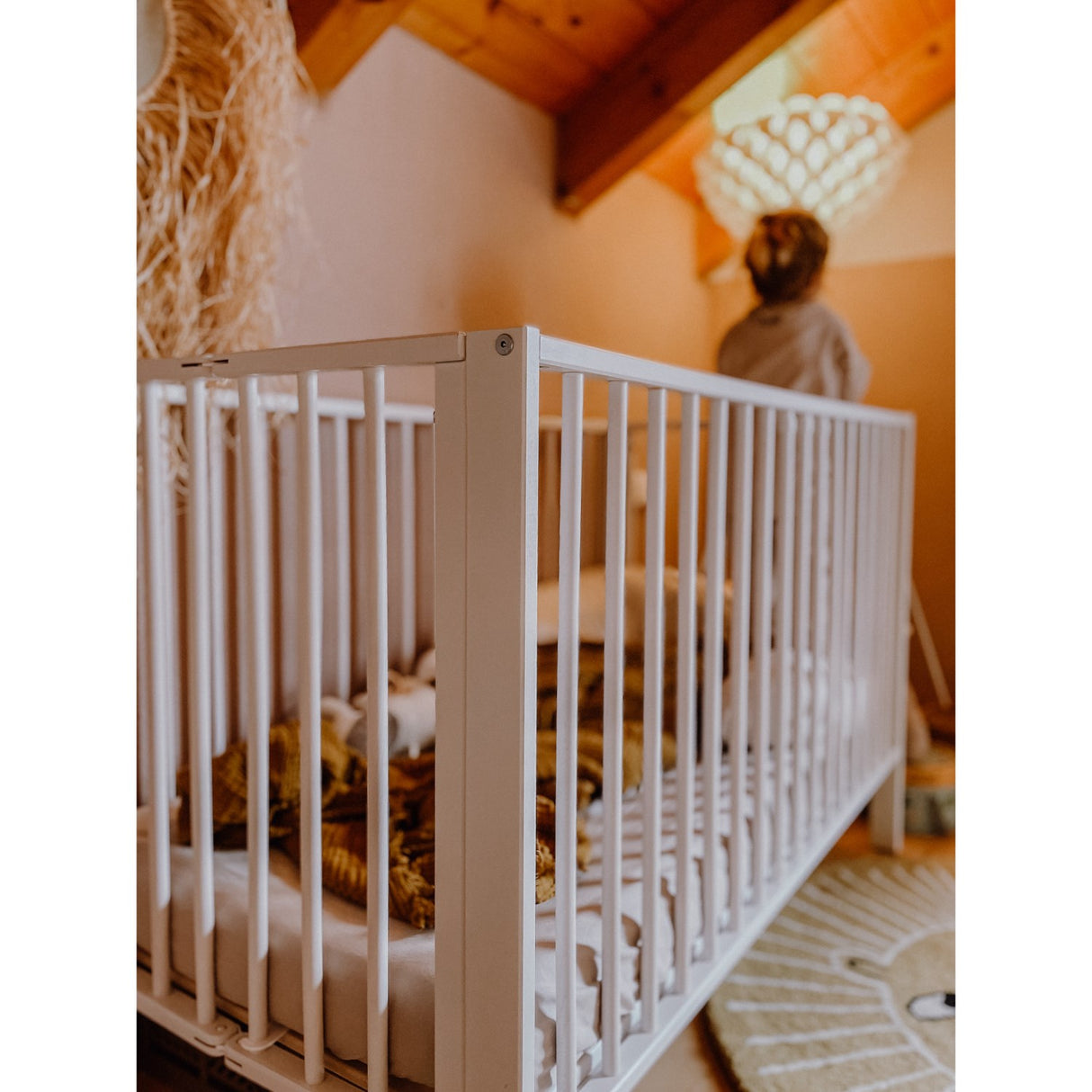 tiSsi® White Laquer Jori Sammenklappelig Seng Massiv Bøk