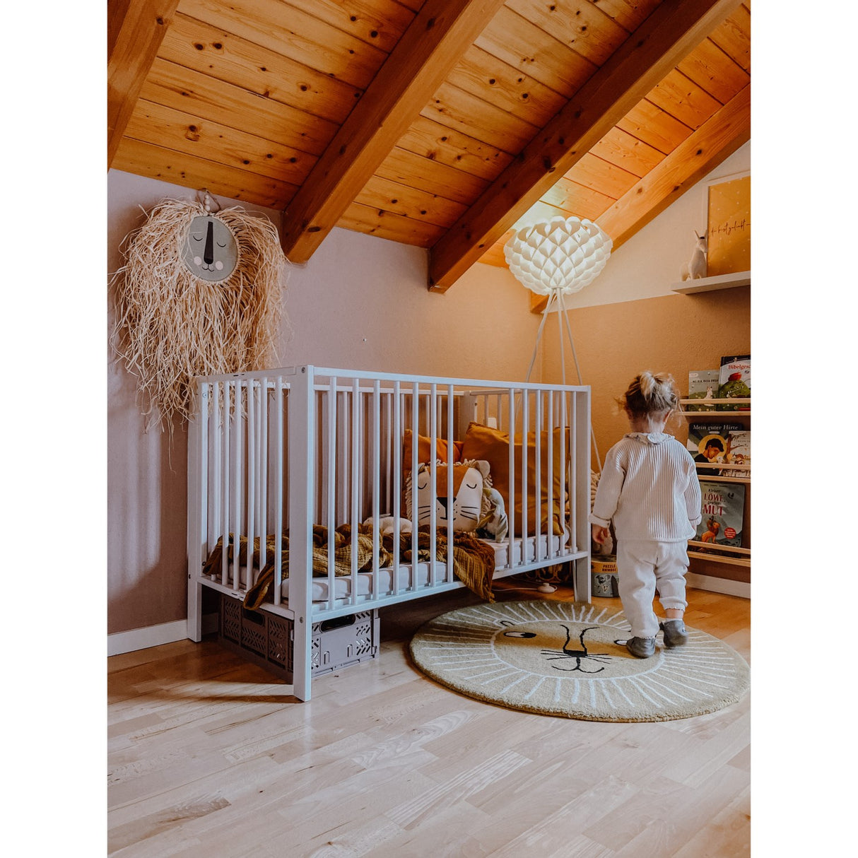 tiSsi® White Laquer Jori Sammenklappelig Seng Massiv Bøk