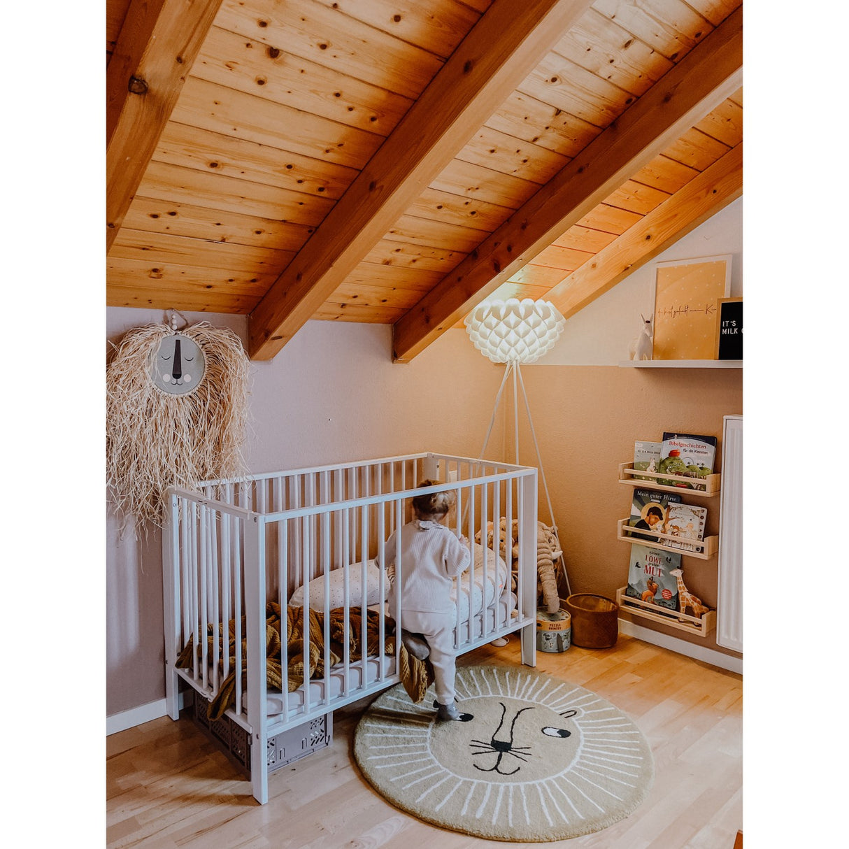 tiSsi® White Laquer Jori Sammenklappelig Seng Massiv Bøk