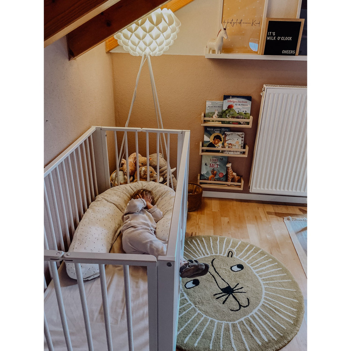 tiSsi® White Laquer Jori Sammenklappelig Seng Massiv Bøk