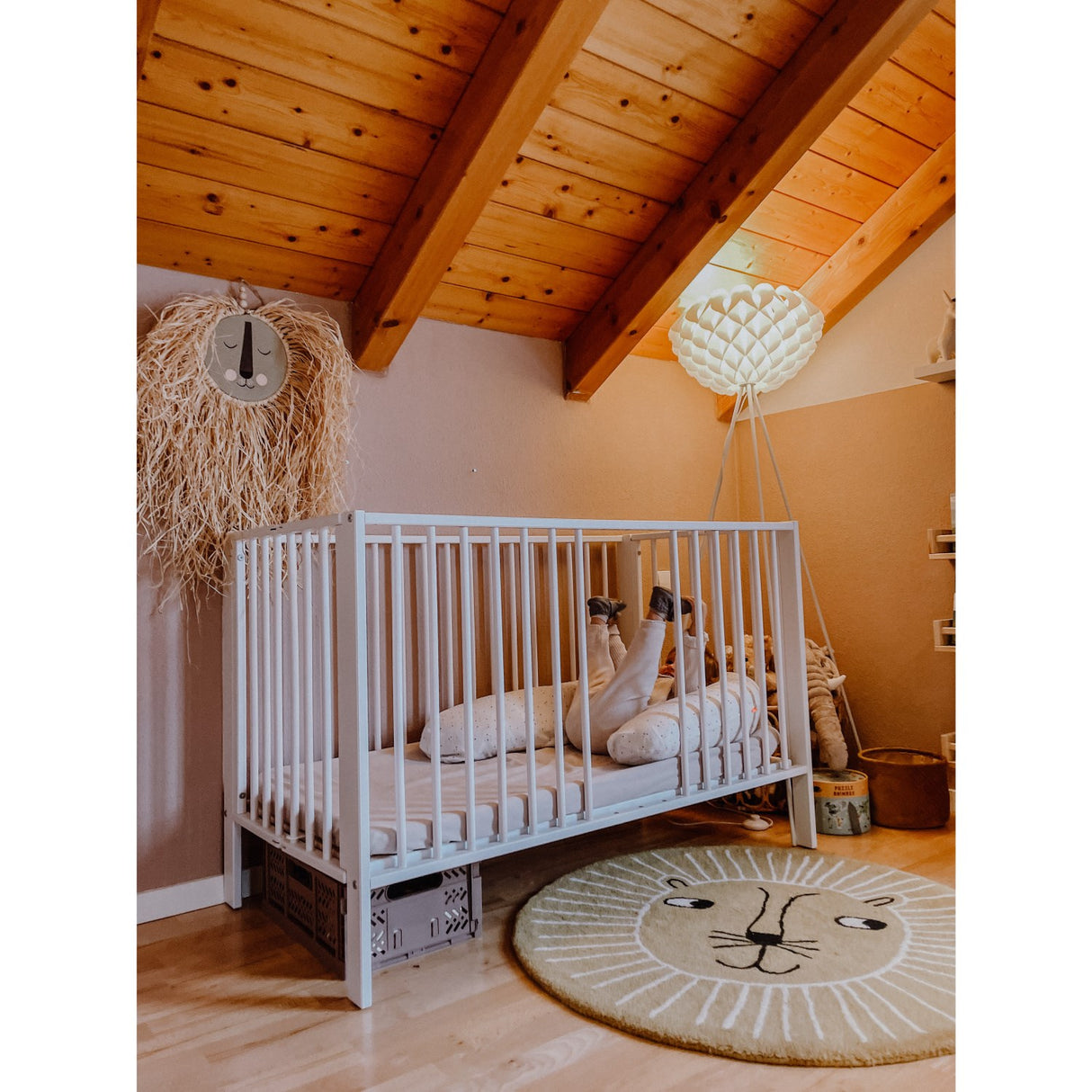 tiSsi® White Laquer Jori Sammenklappelig Seng Massiv Bøk