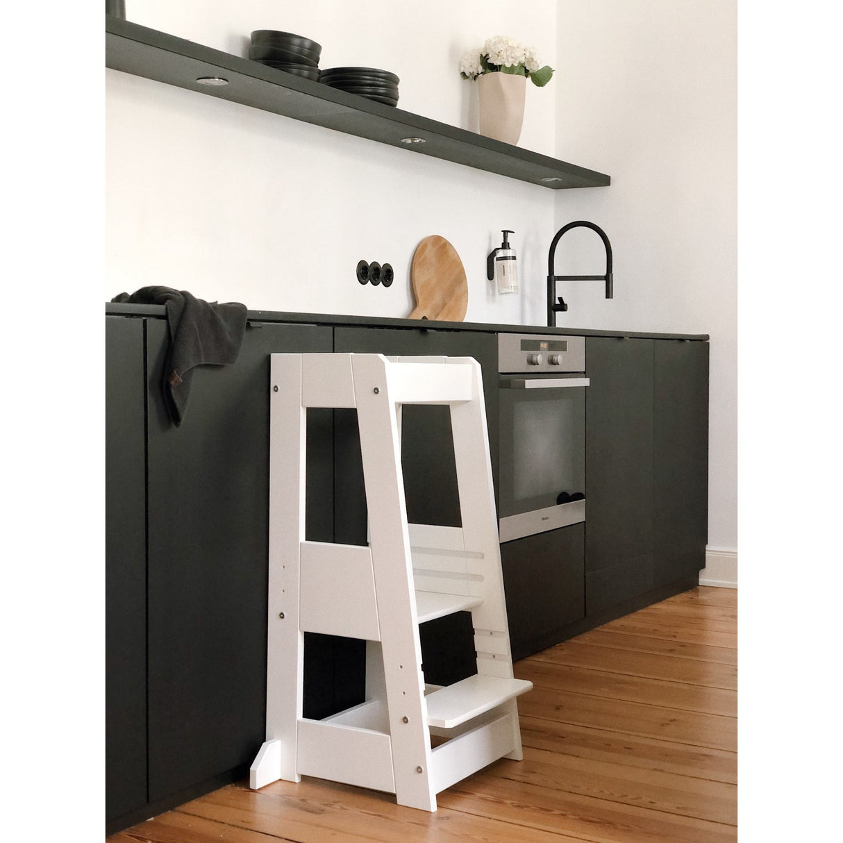 tiSsi® White Laquer Felix Læringstårn Massiv Bøk