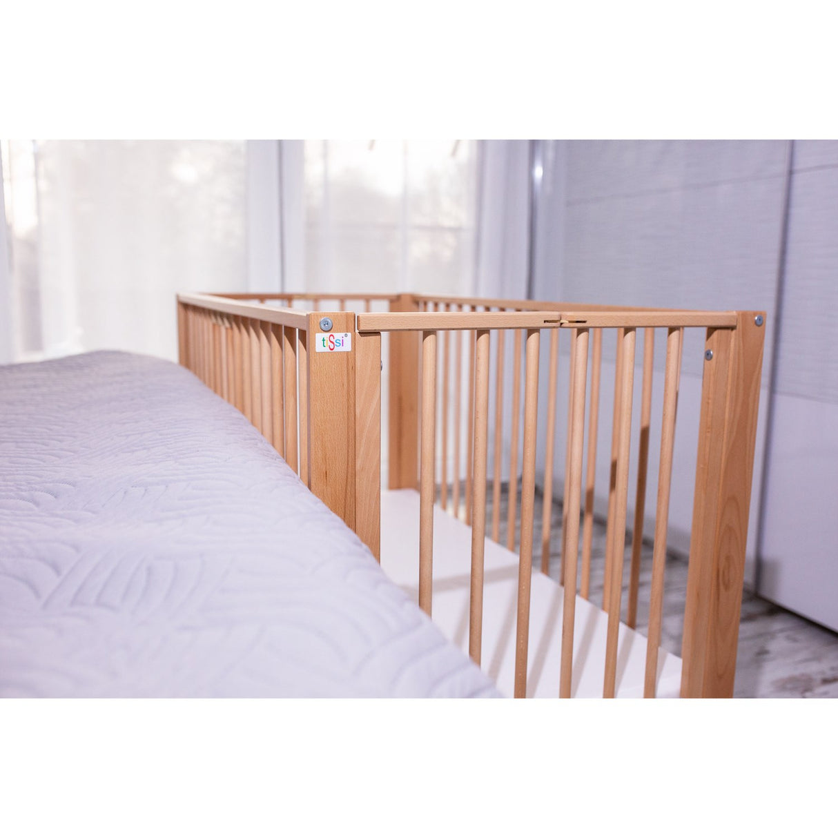 tiSsi® Nature Jori Sammenklappelig Seng Massiv Bøk