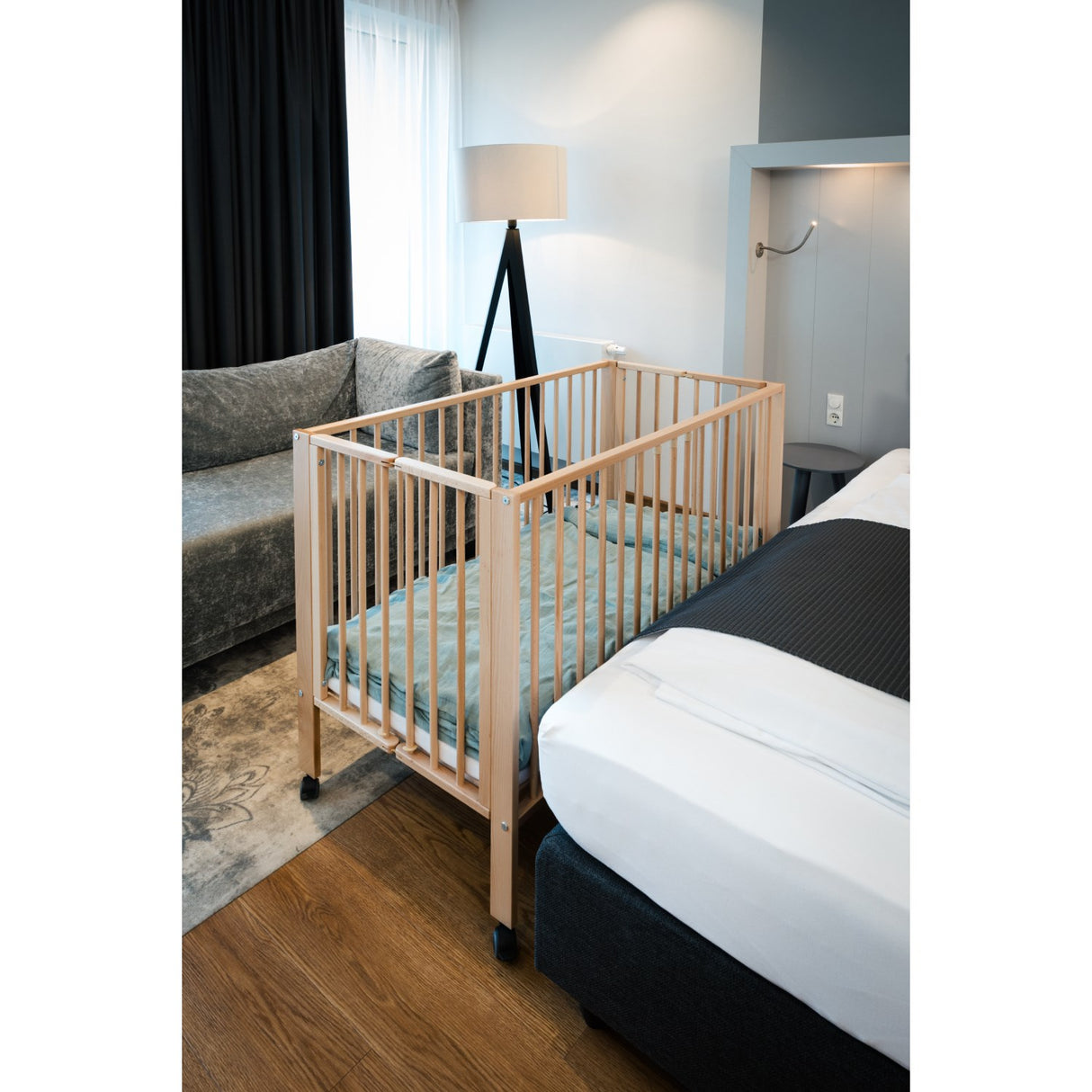 tiSsi® Nature Jori Sammenklappelig Seng Massiv Bøk