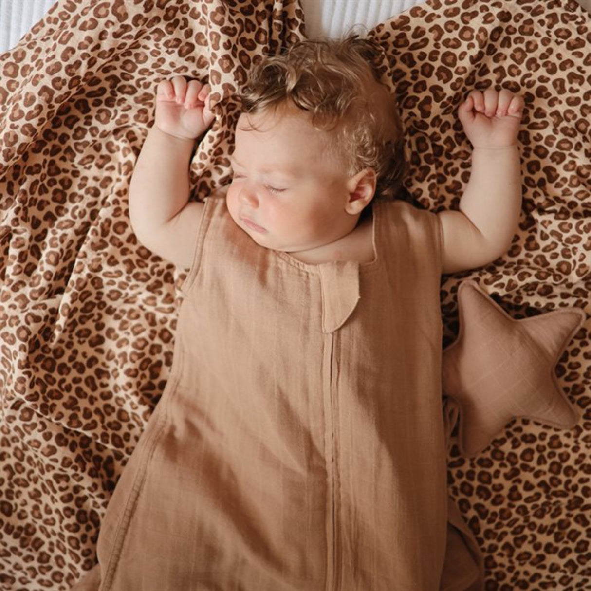 Mushie Natural Muslin Sleep Veske