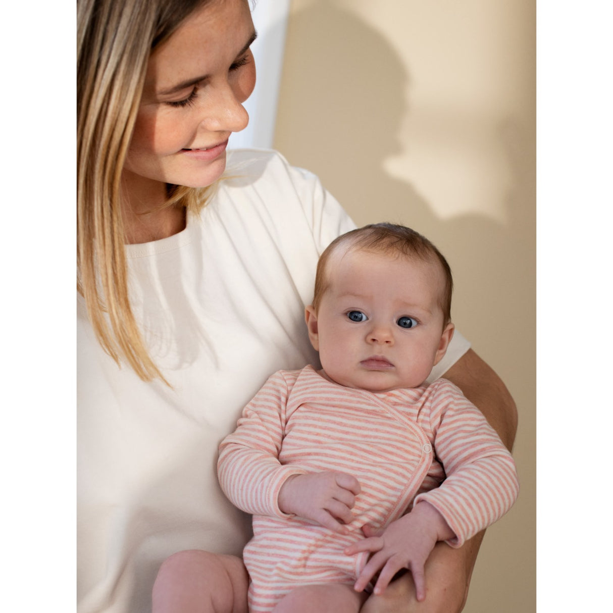 Serendipity Coral Newborn Omslags Body