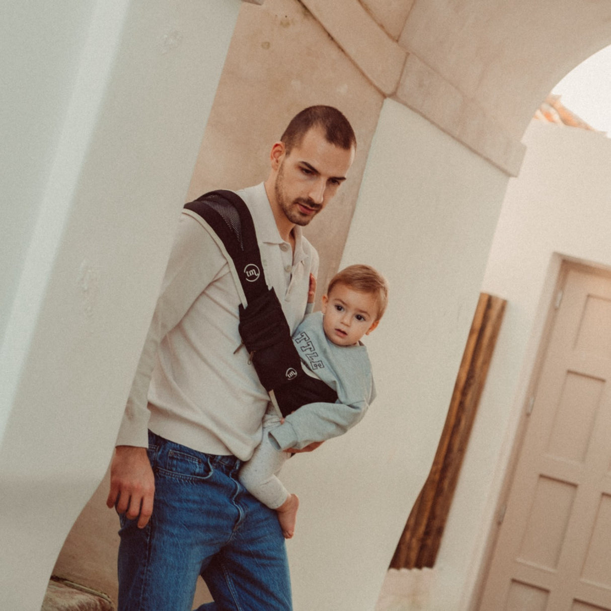 That's Mine Black Cleo Toddler Carrier