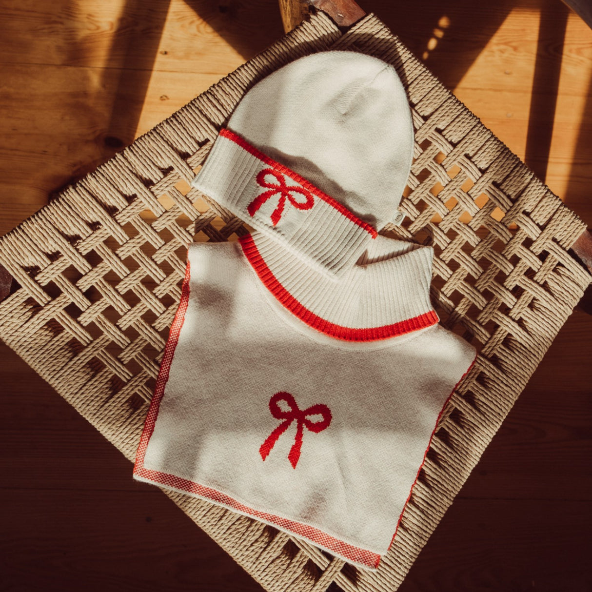 That's Mine Almond Peach Louise Nakkevarmer