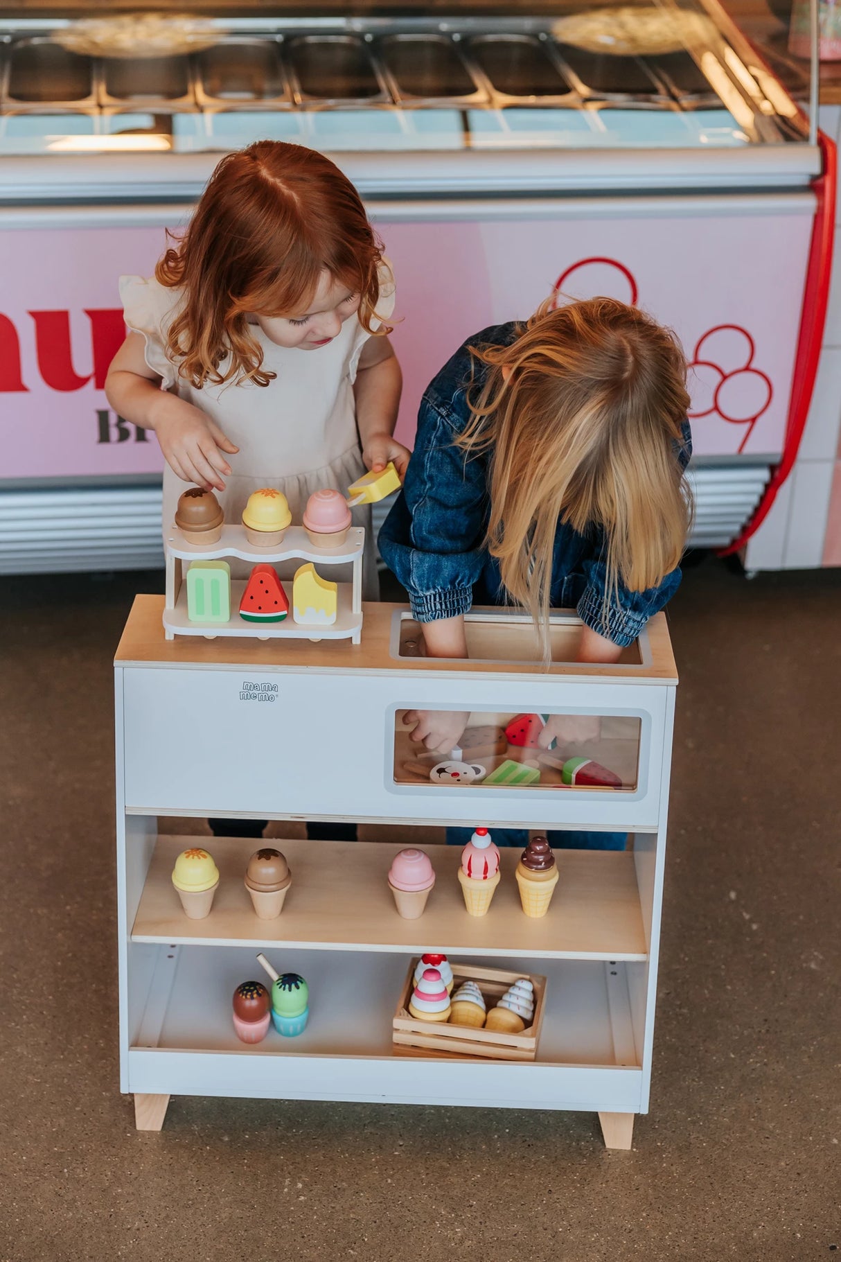 Mamamemo iskrembar med kjøleskap