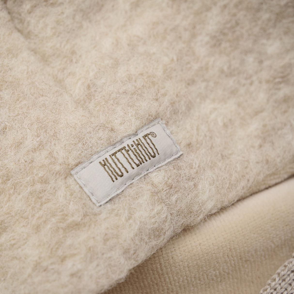 Huttelihut Sand Melange Bonnet Ull Alpaca Pompom