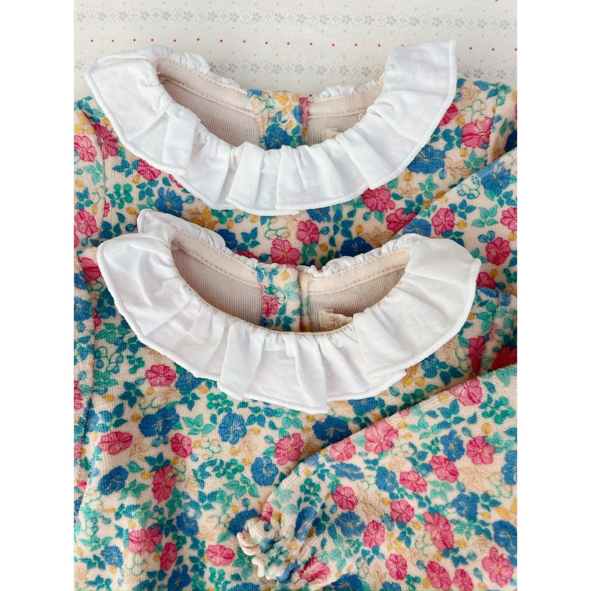 Konges Sløjd Fiola Miffa Frill Onesie GOTS