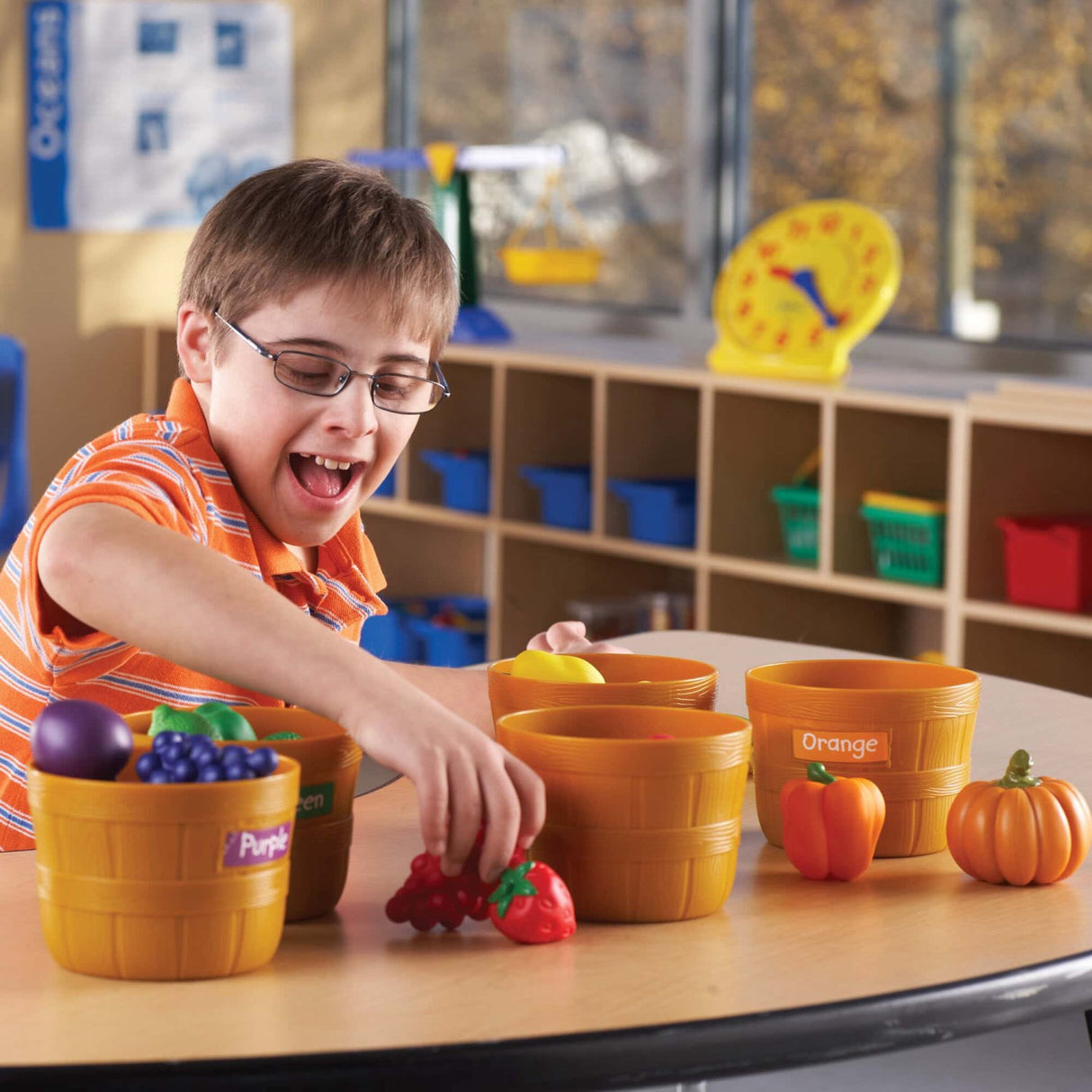 Learning Resources® Farmer's Market Colour Sorting Sett