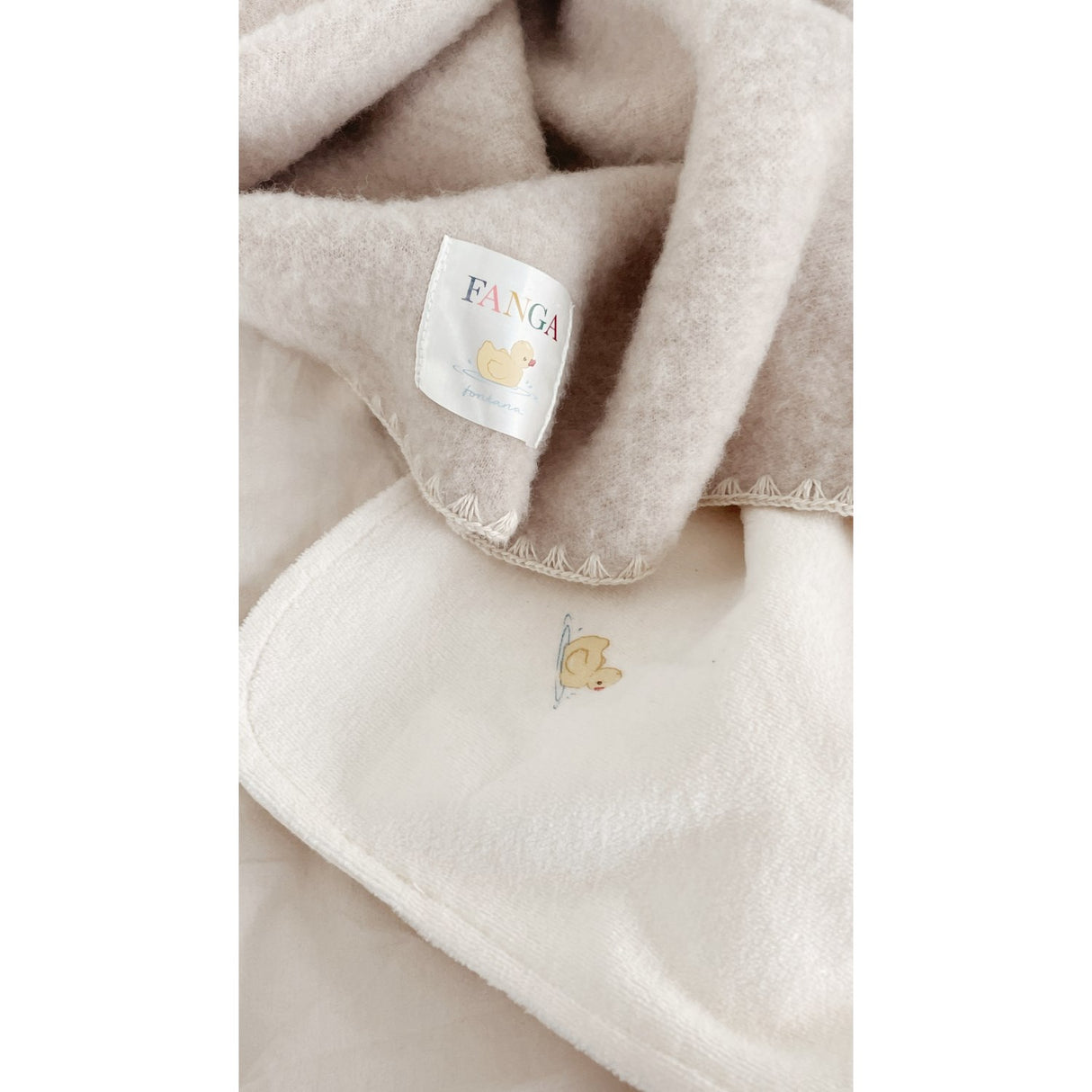 Konges Sløjd Fanga Oatmeal Melange Erba Ull Fleece Baby Teppe