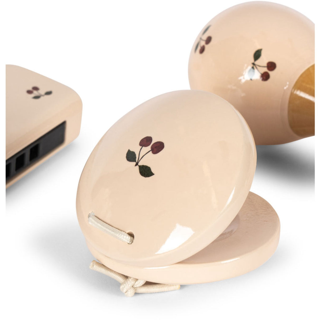 Konges Sløjd Cherry Musikk Sett Petit Cherry Glossy Fsc