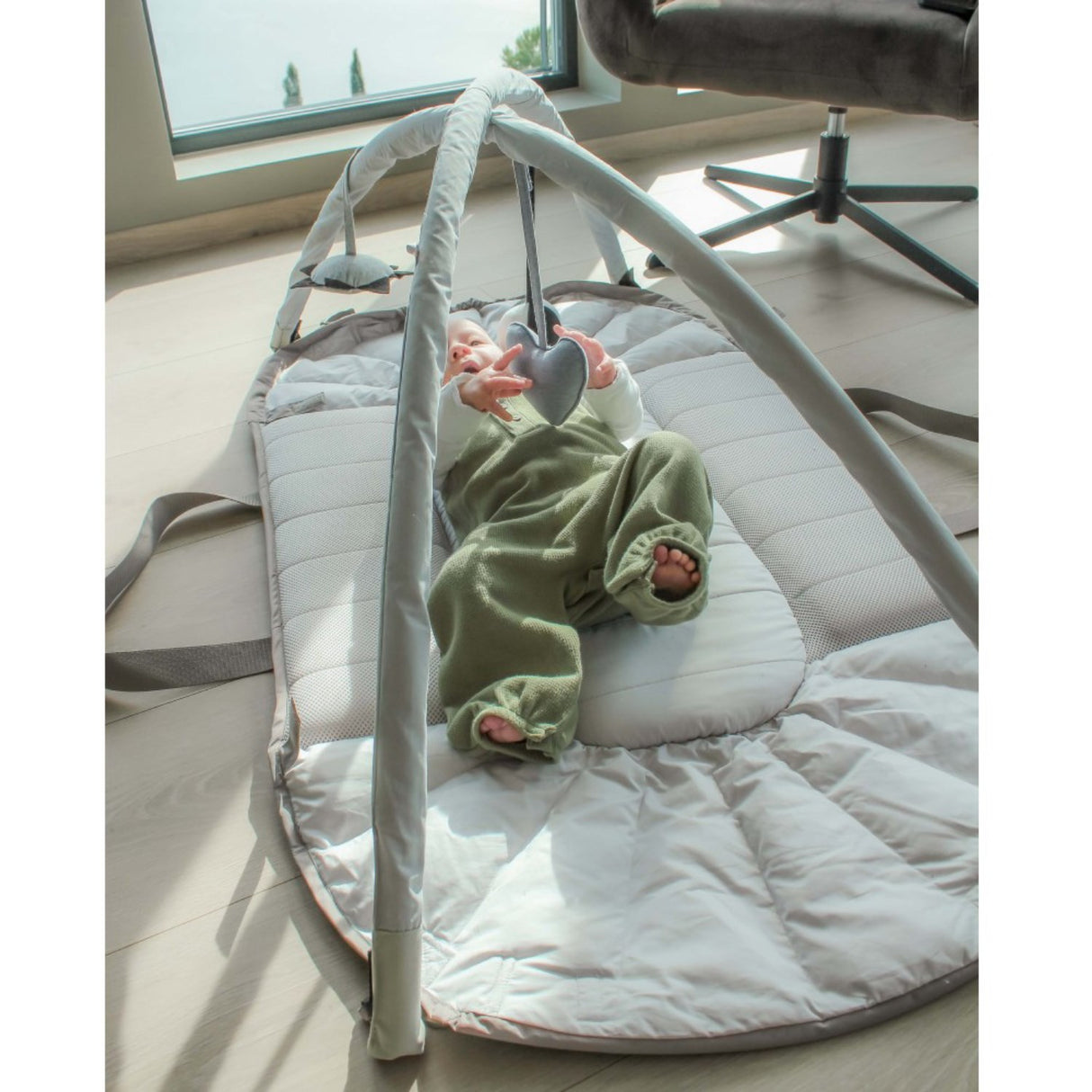 Easygrow Grey Leketøy Bar For Foot Muff