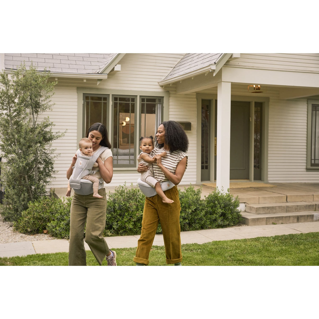 Ergobaby Pearl Grey Bæresele Hip Sete