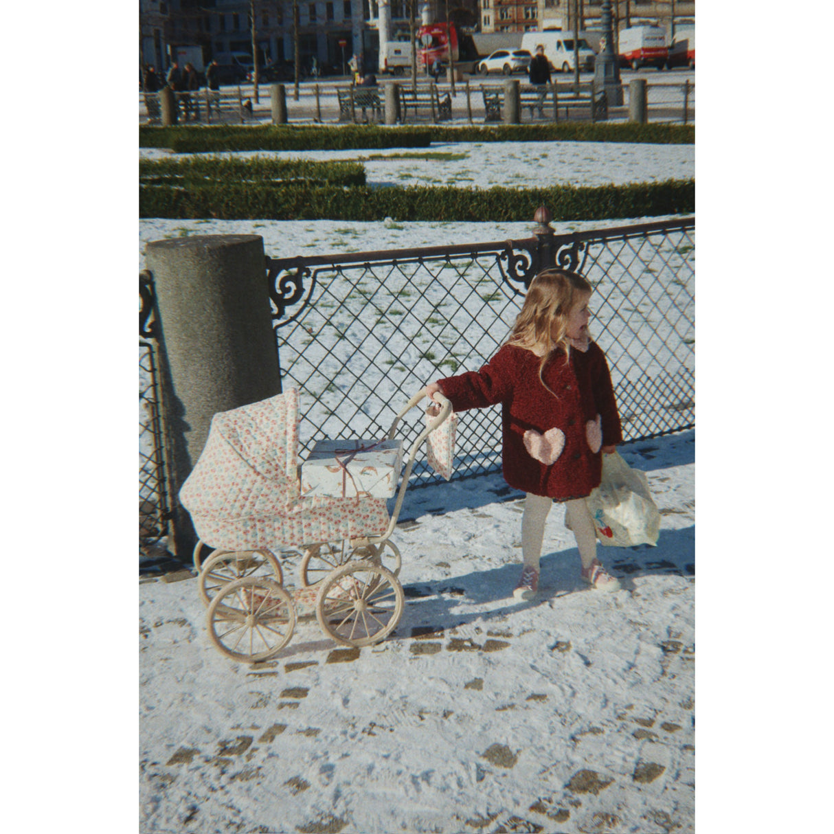 Konges Sløjd Lumina Minnie Dukke Klapvogn