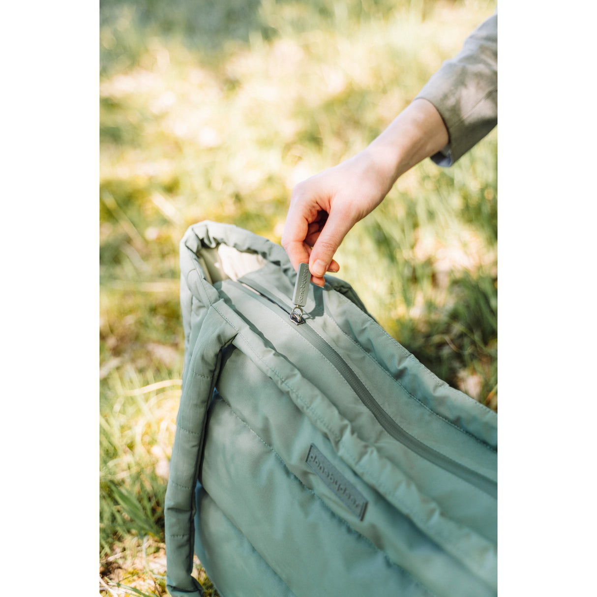 DonebyDeer Green Vattert Pusle Tote Bag