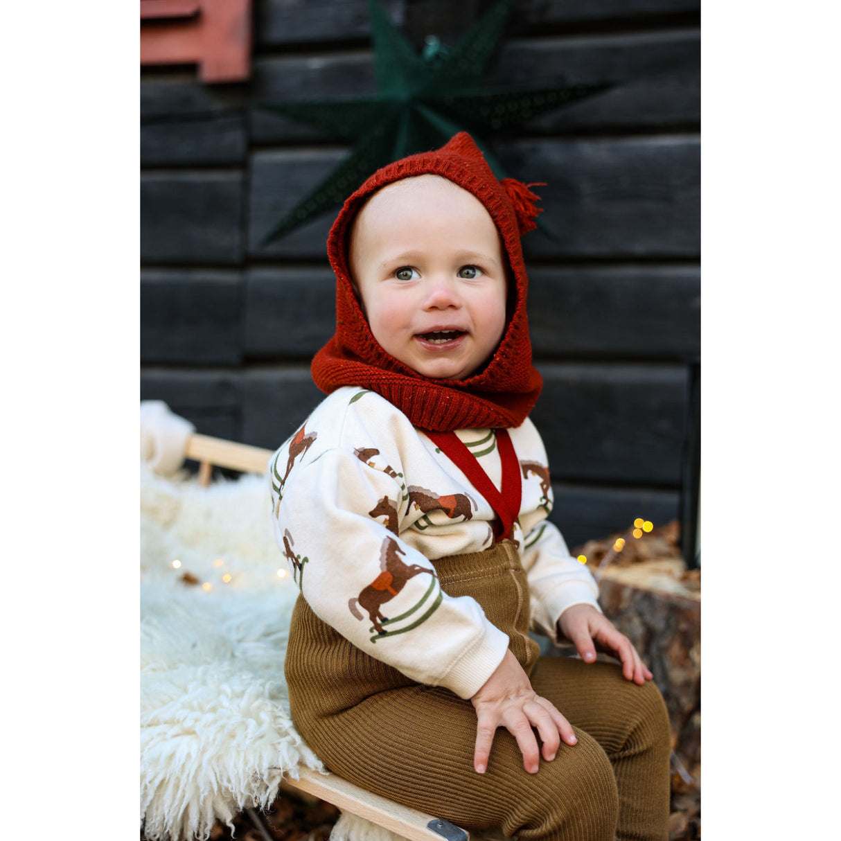 Silly Silas Acorn Brown With Maple Leaf Footed Strømpebukser Christmas Edition