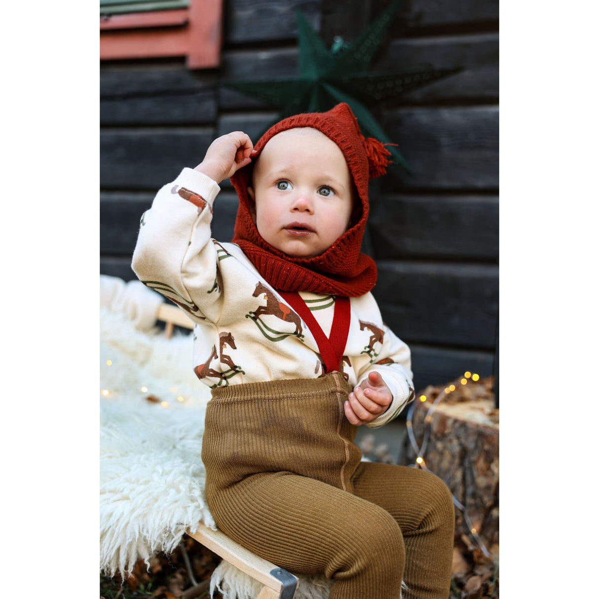 Silly Silas Acorn Brown With Maple Leaf Footed Strømpebukser Christmas Edition
