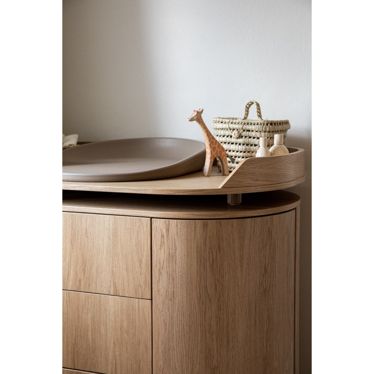 KAS Kopenhagen Oak Veneer Kai Dresser