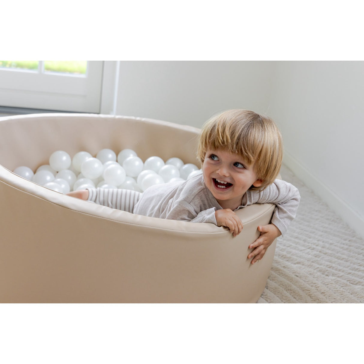 Tumble Time Taupe Ball Pool i Vegan PU ø90cm 150 stk. Baller