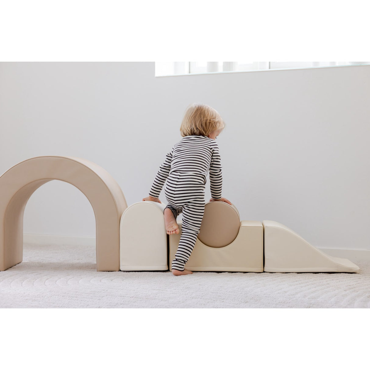 Tumble Time Rainbow 7-delt trommesett i vegansk PU-skinn