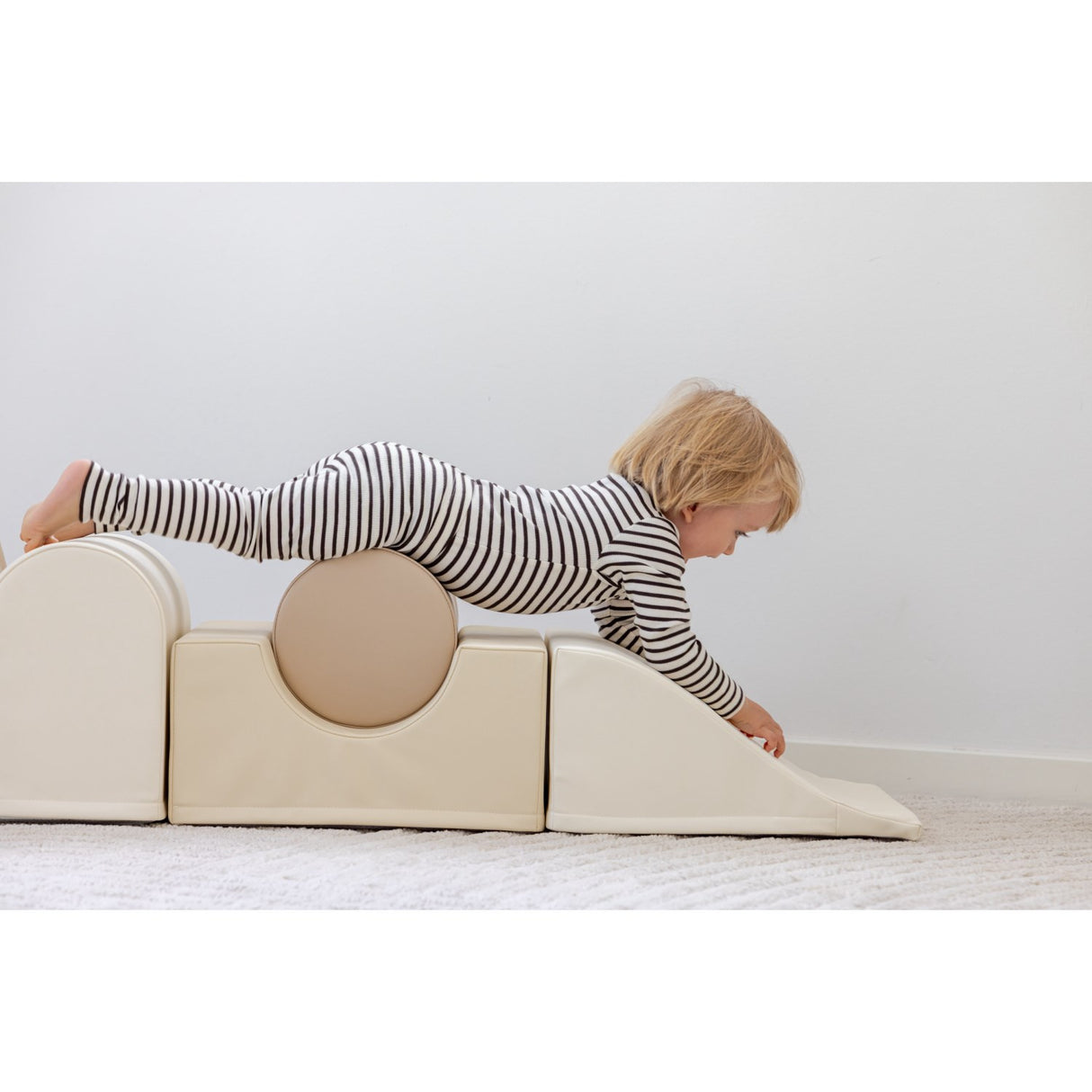 Tumble Time Rainbow 7-delt trommesett i vegansk PU-skinn