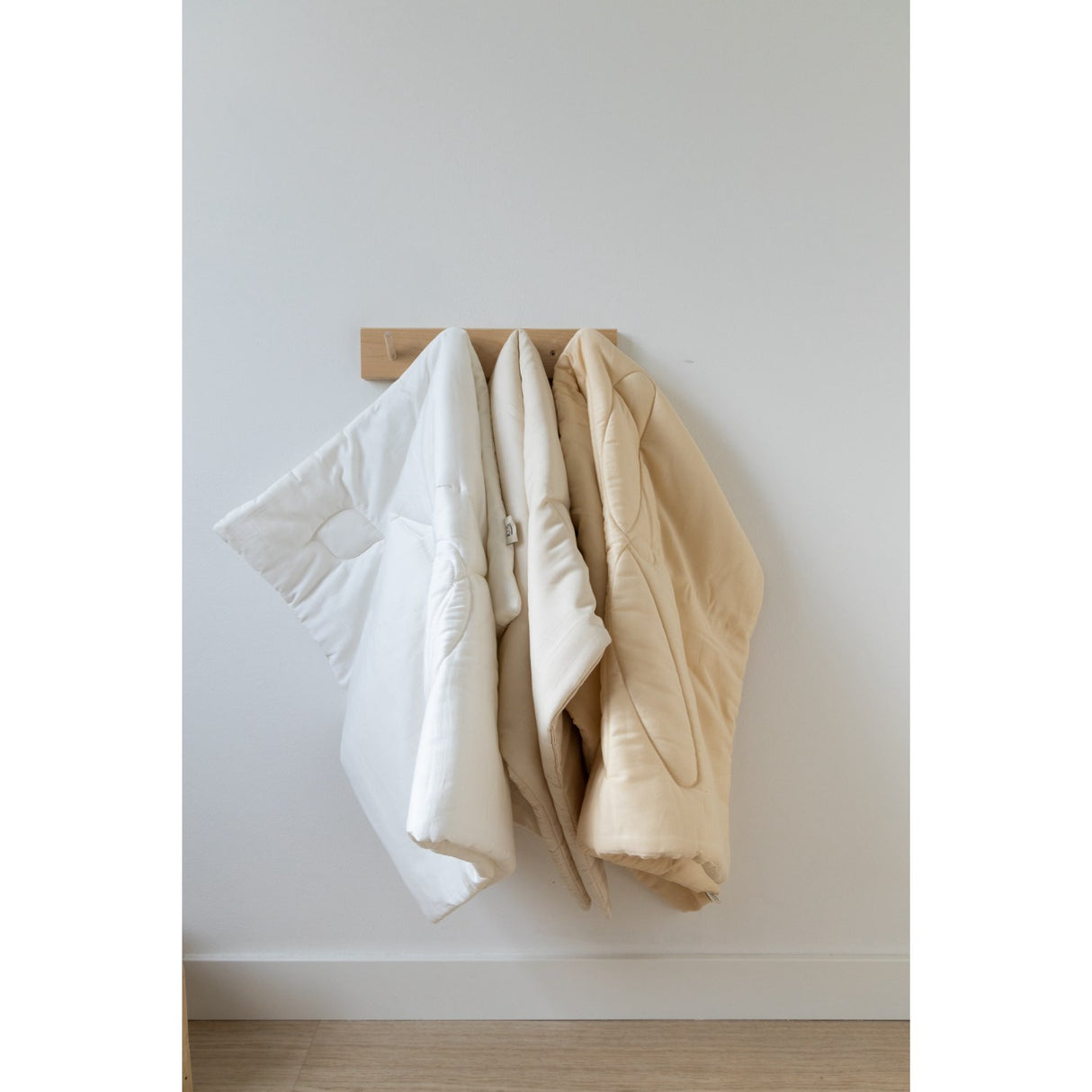 KAS Kopenhagen Beige Dragon Fly Teppe