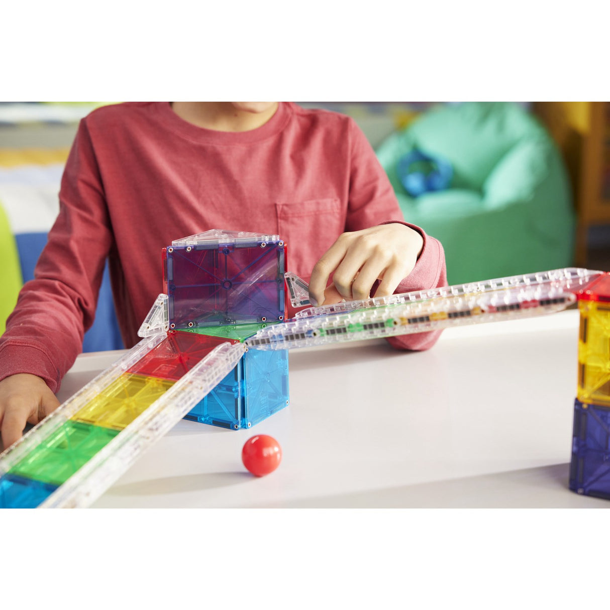 Magna-Tiles® Small Rail Racer 33 Pcs