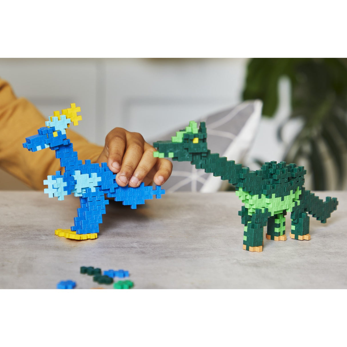 Plus-Plus Learn To Build Dinosaurs