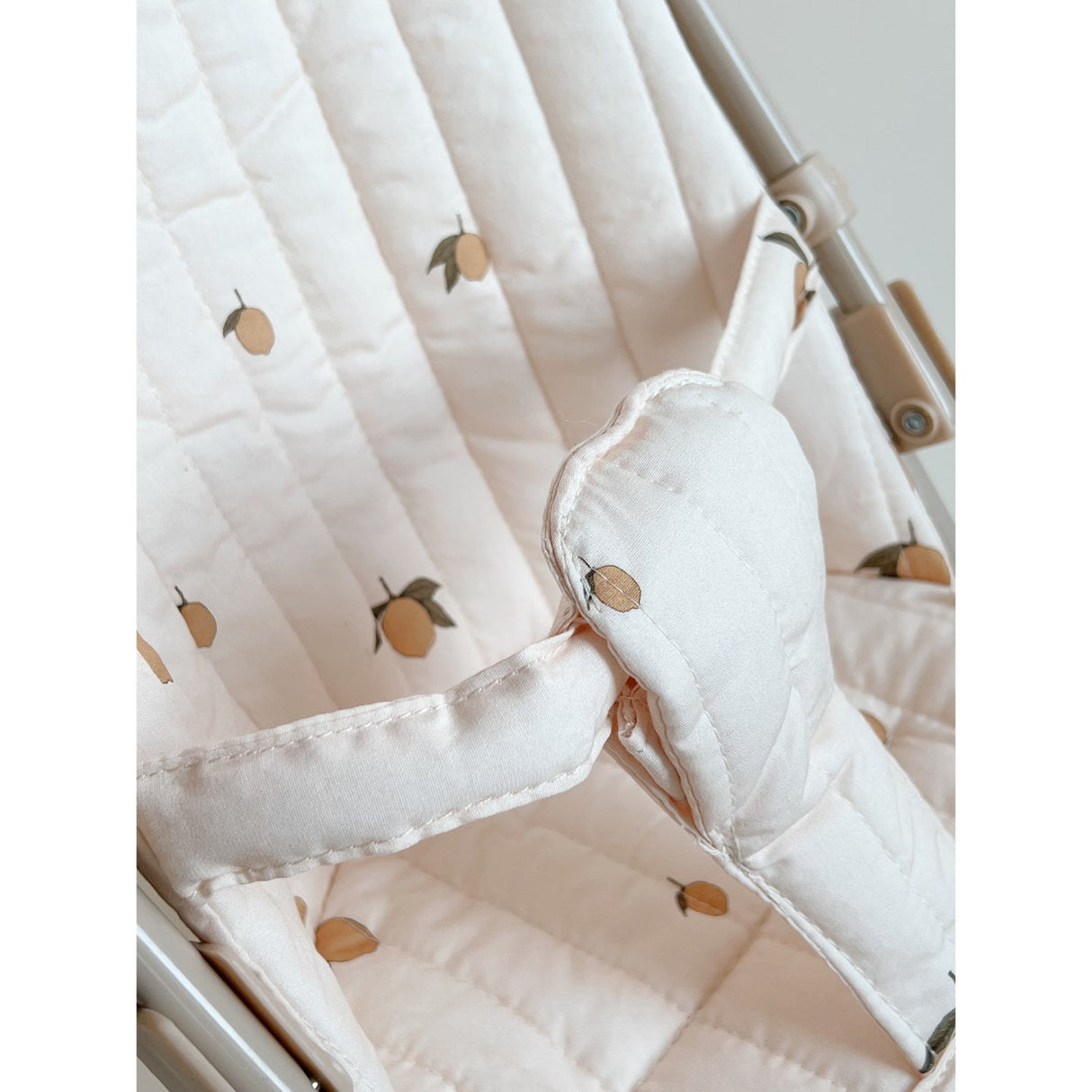 Konges Sløjd Dukkeklapvogn Lemon