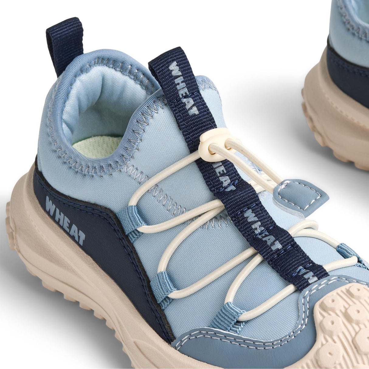 Wheat Summer Sky Sneaker Billie