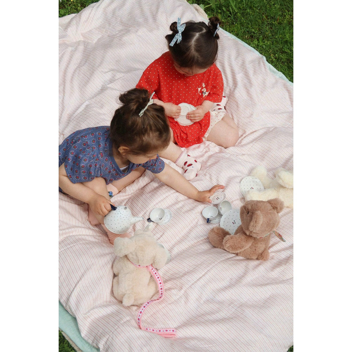 Konges Sløjd Blue Dot Tea Party