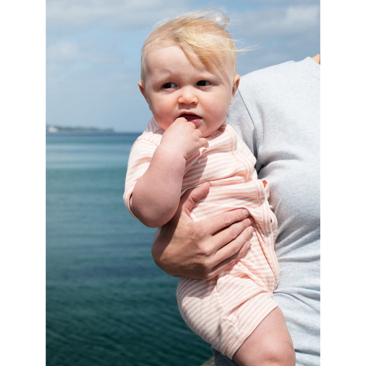 Serendipity Coral/Offwhite Baby Kort Drakt Stripe