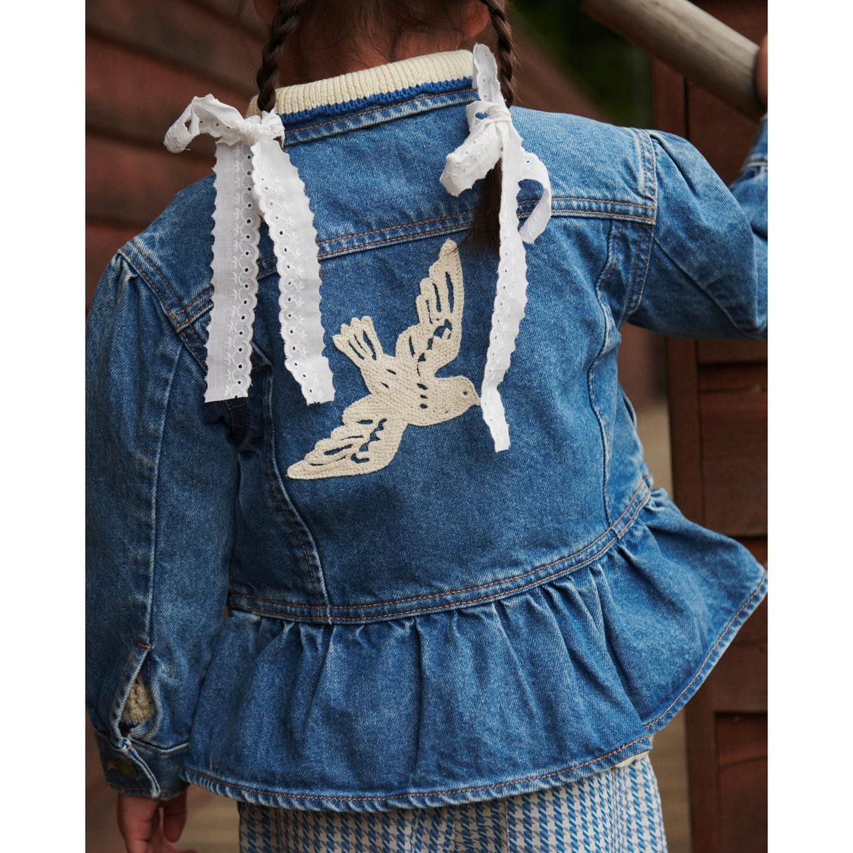 COPENHAGEN COLORS Indigo Blue Washed Denim Frill Jakke W. Crochet Doves