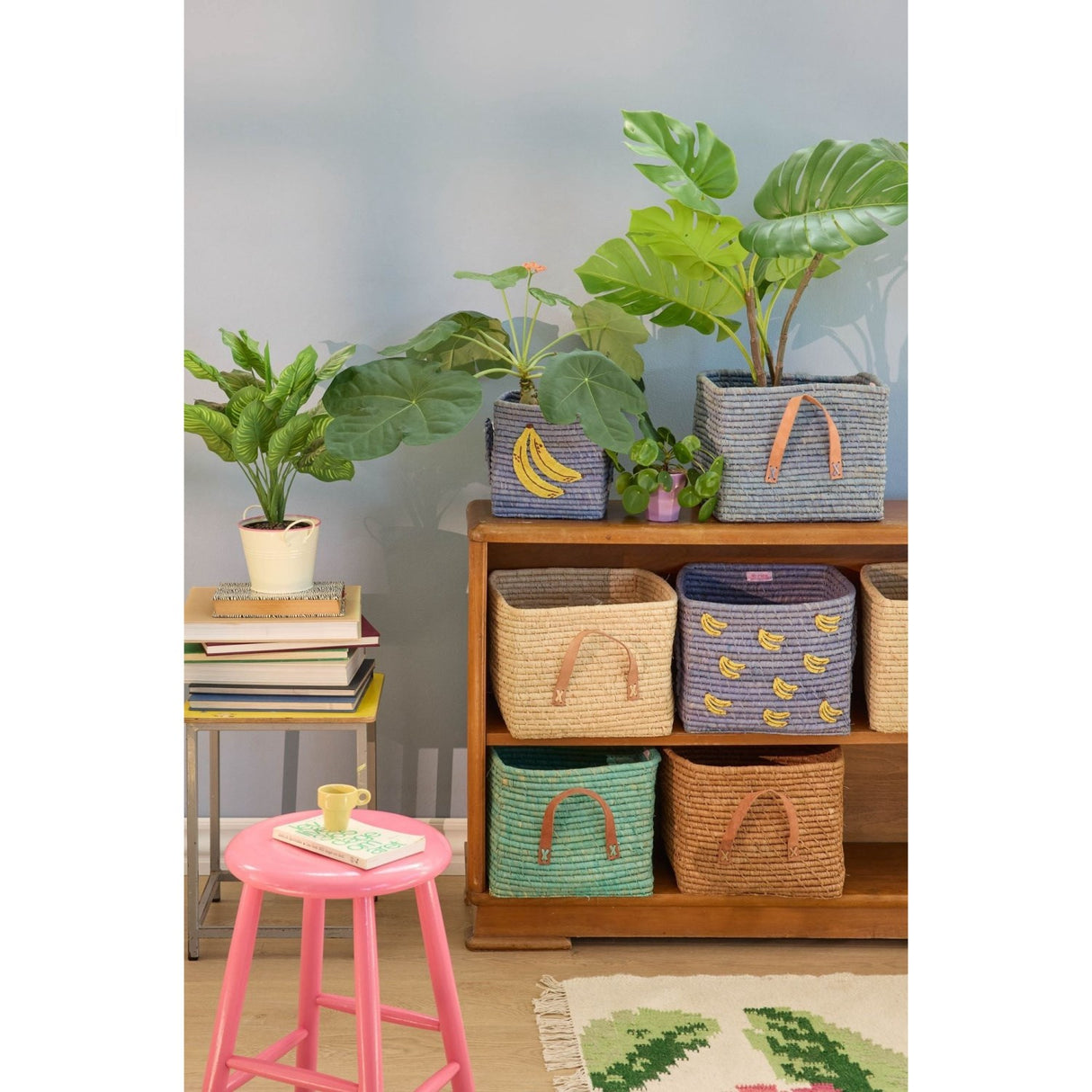 Rice Raffia Square Kurv Med Bananas All Over Embroidery Og Raffia Handles