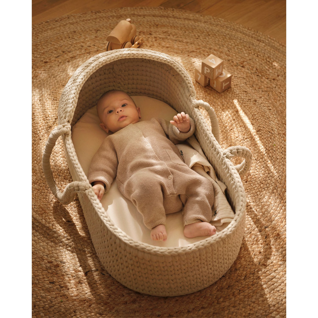 Moonboon Nature Crocheted Moses Kurv Og Stand (Bundle)