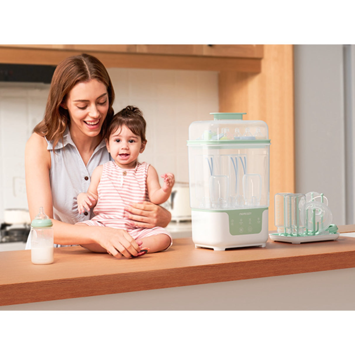 Momcozy BS04 4-in-1 Flaske Sterilizer And Dryer