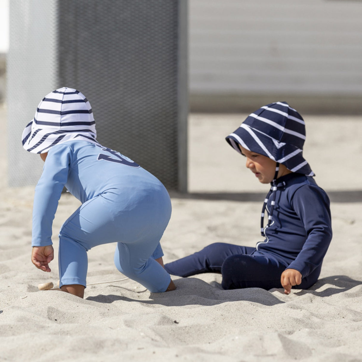 Petit Crape Blue/White Frey Solhat