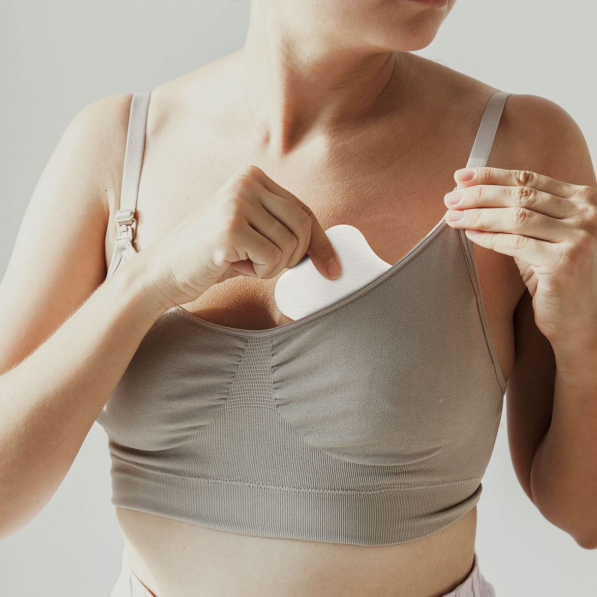 Haakaa Beroligende Hydrogel Ammepute - 16 stk.