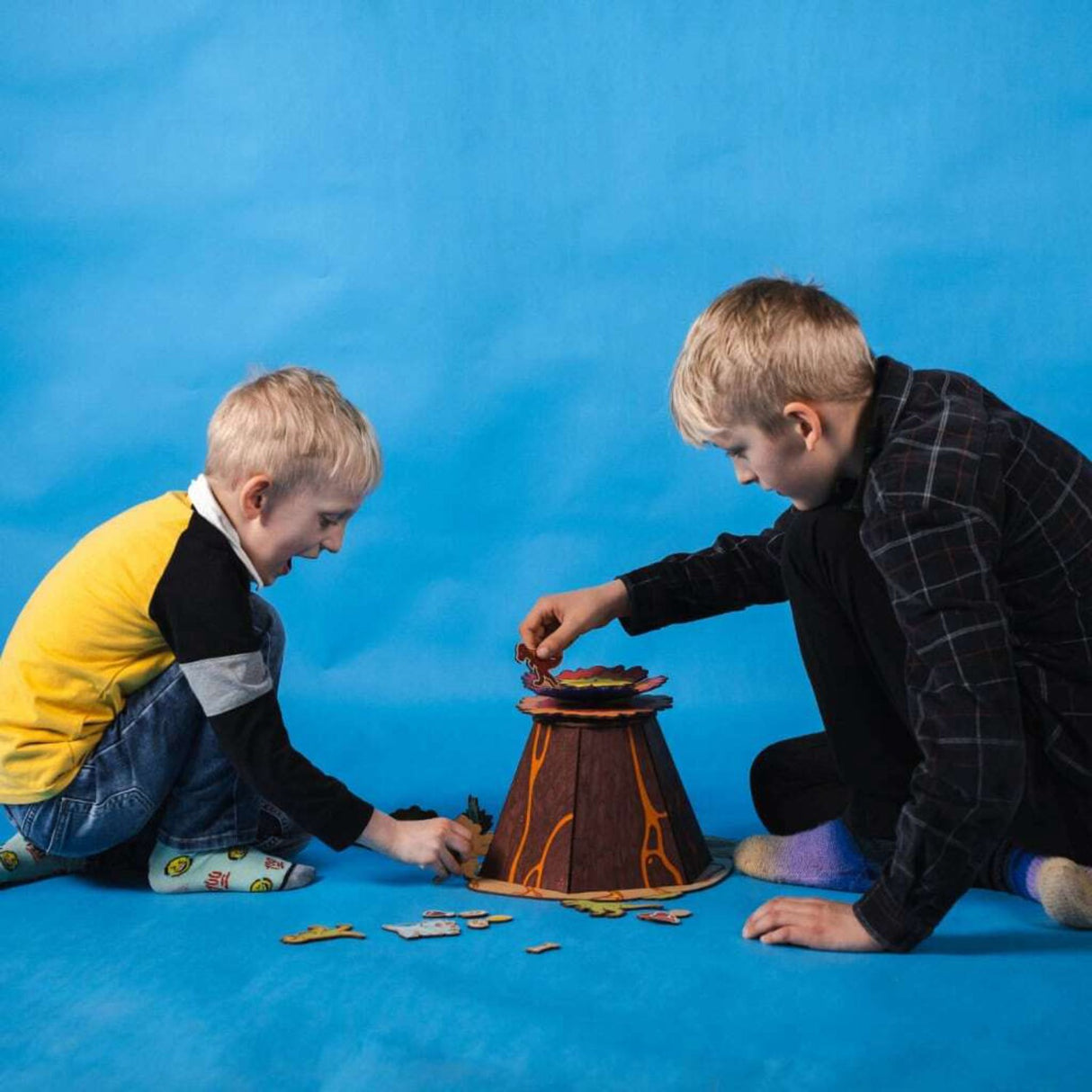 Crateit Dinosaur Wooden Leketøy Volcano Escape
