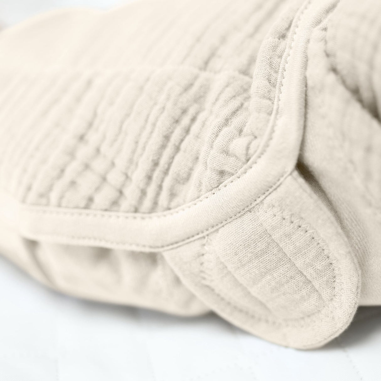 Ingenuity SwaddleMe™ Muslin Original Svøp - Cream