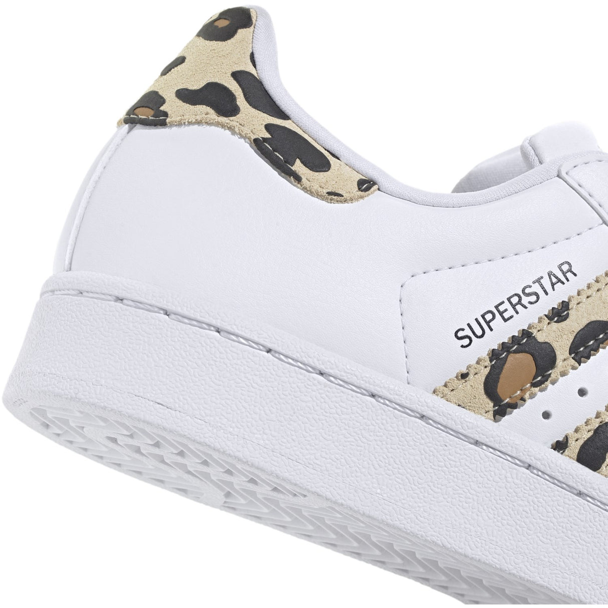 adidas Originals Ftwr White Sand Strata Core Black Superstar Ii J Sneakers