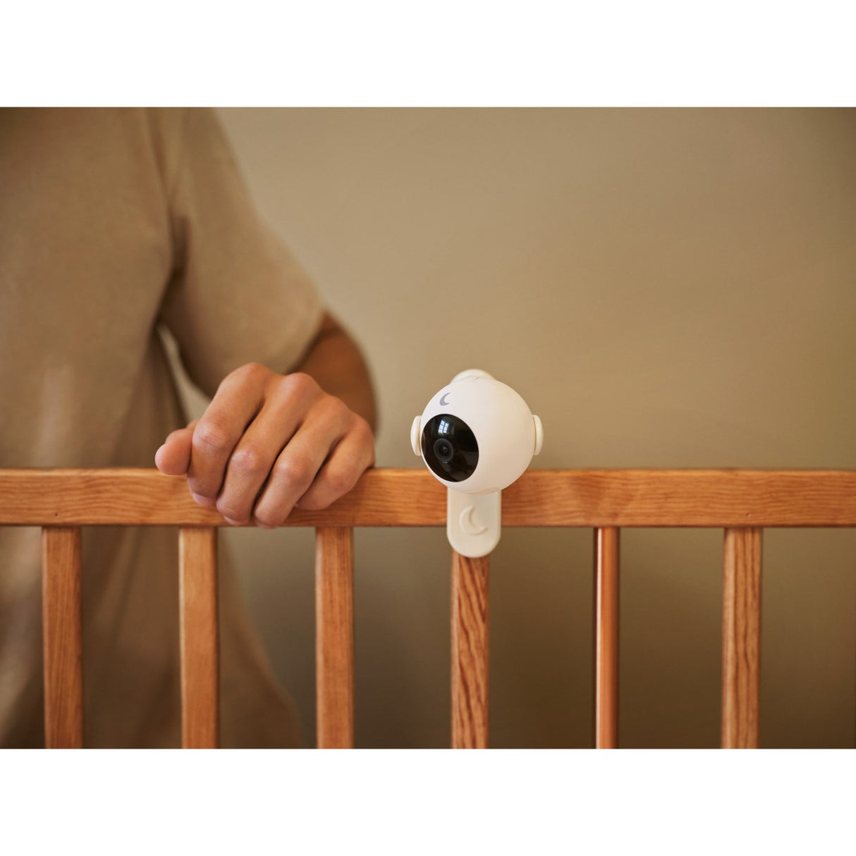 Moonboon Cream White Intelligent Baby Monitor