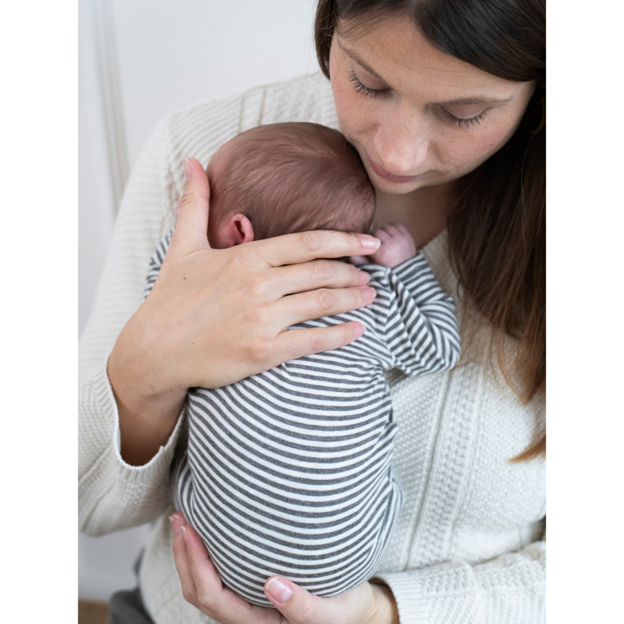 Serendipity Soil/Offwhite Newborn Stripe Drakt
