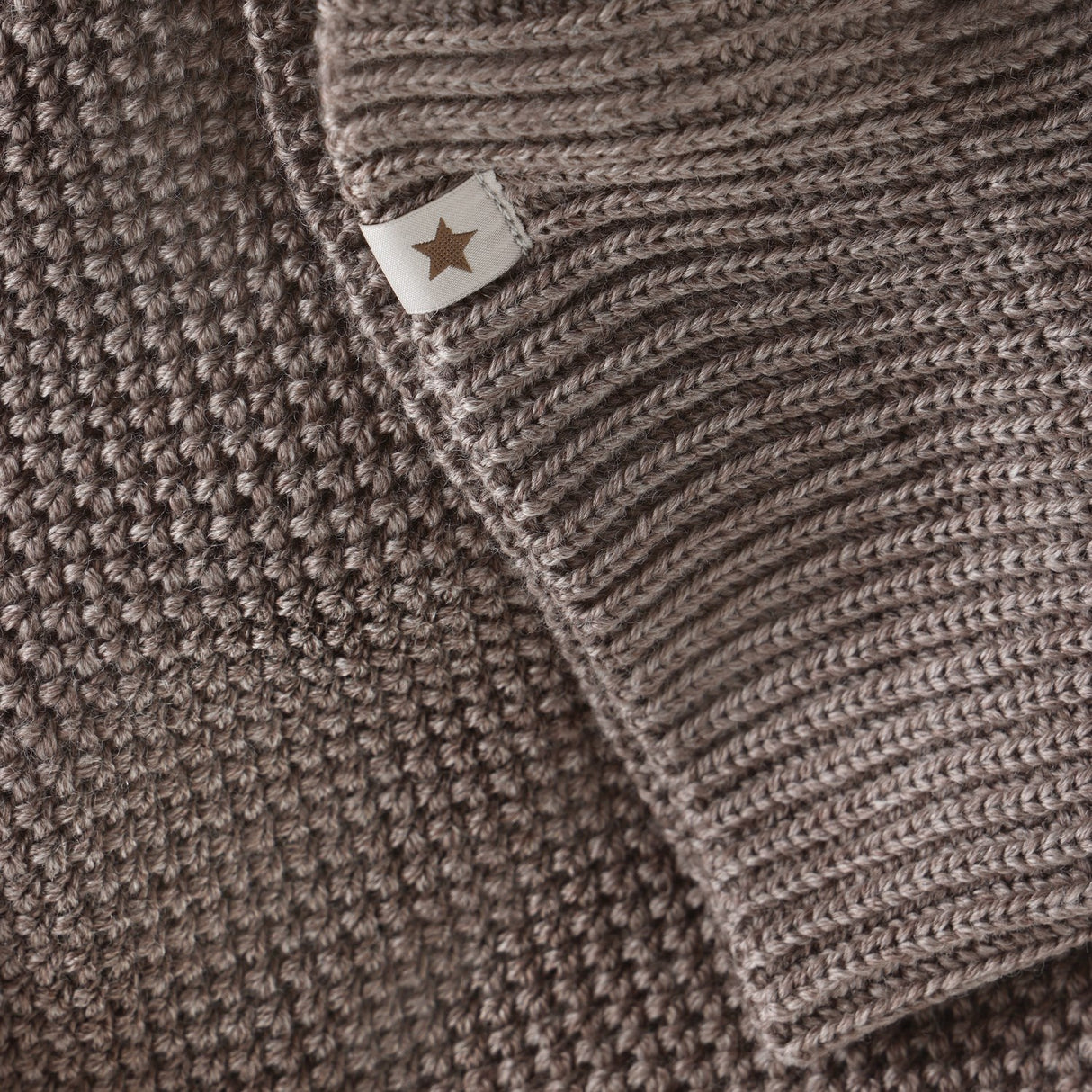 Huttelihut Cinder Melange Elefantlue Windstop Pompoms