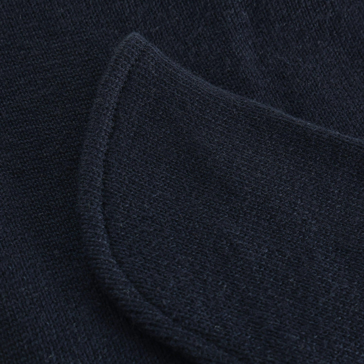 Huttelihut Dark Navy Elefantlue Ull Strikk Windstop
