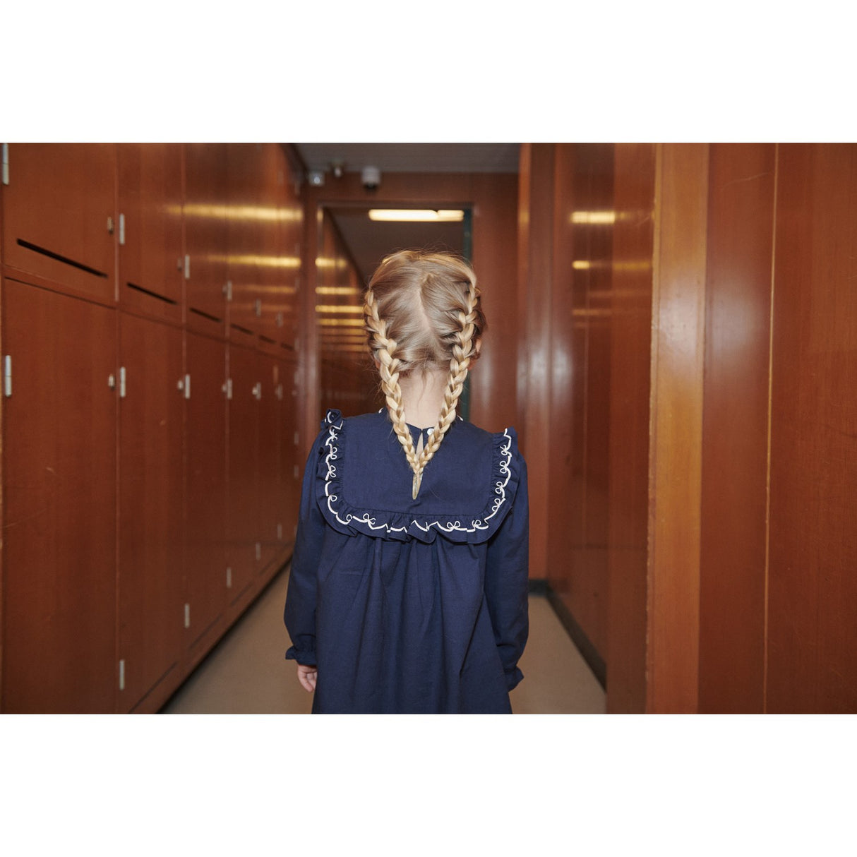 COPENHAGEN COLORS Navy Comb. Kjole M/ Frill & Embroidery
