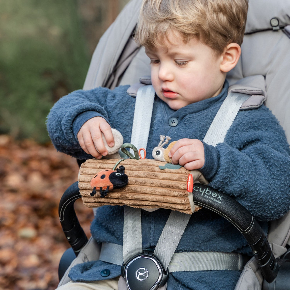 DonebyDeer Colour Mix Tiny Trails Stroller Activity Leketøy